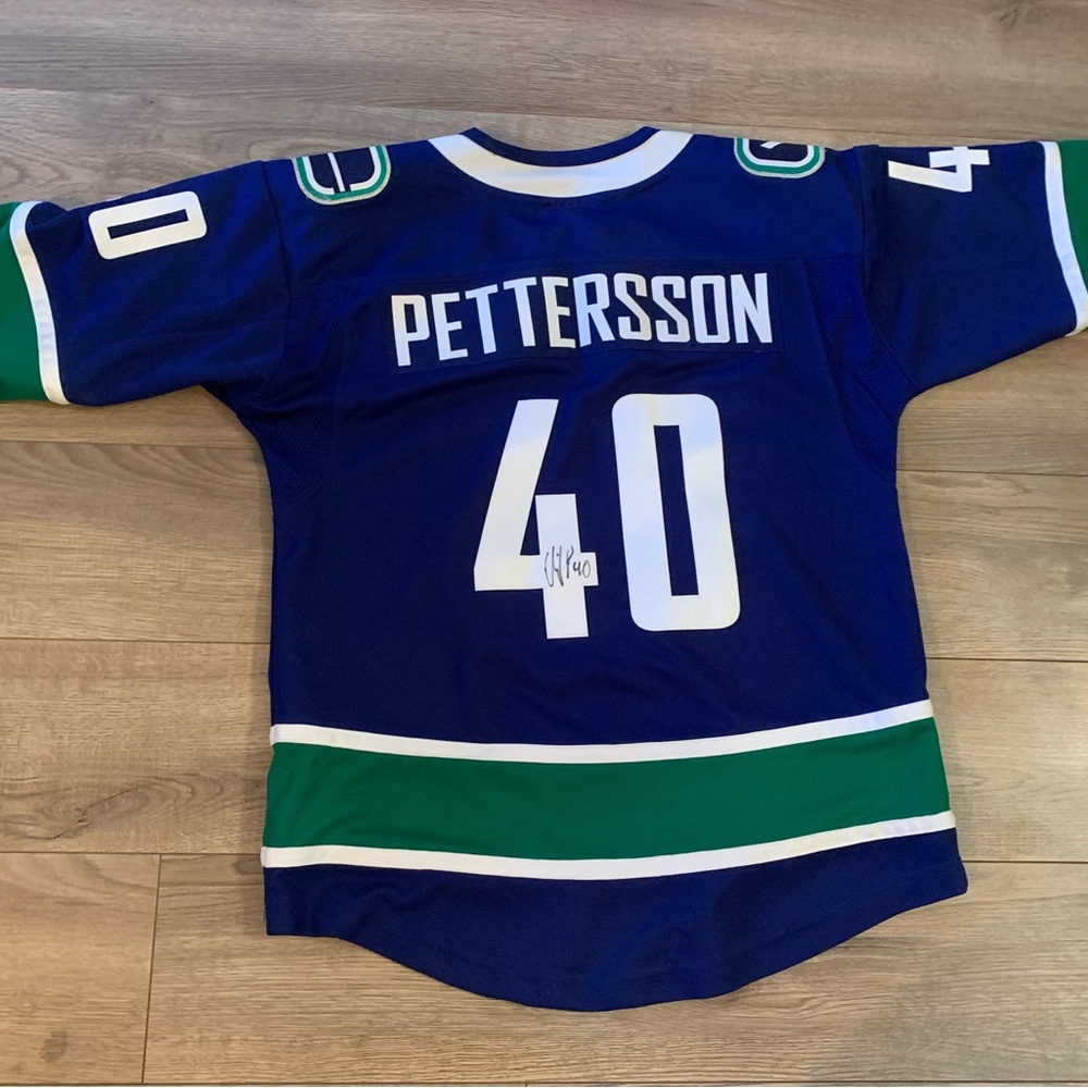 Youth Signed Pettersson Jersey